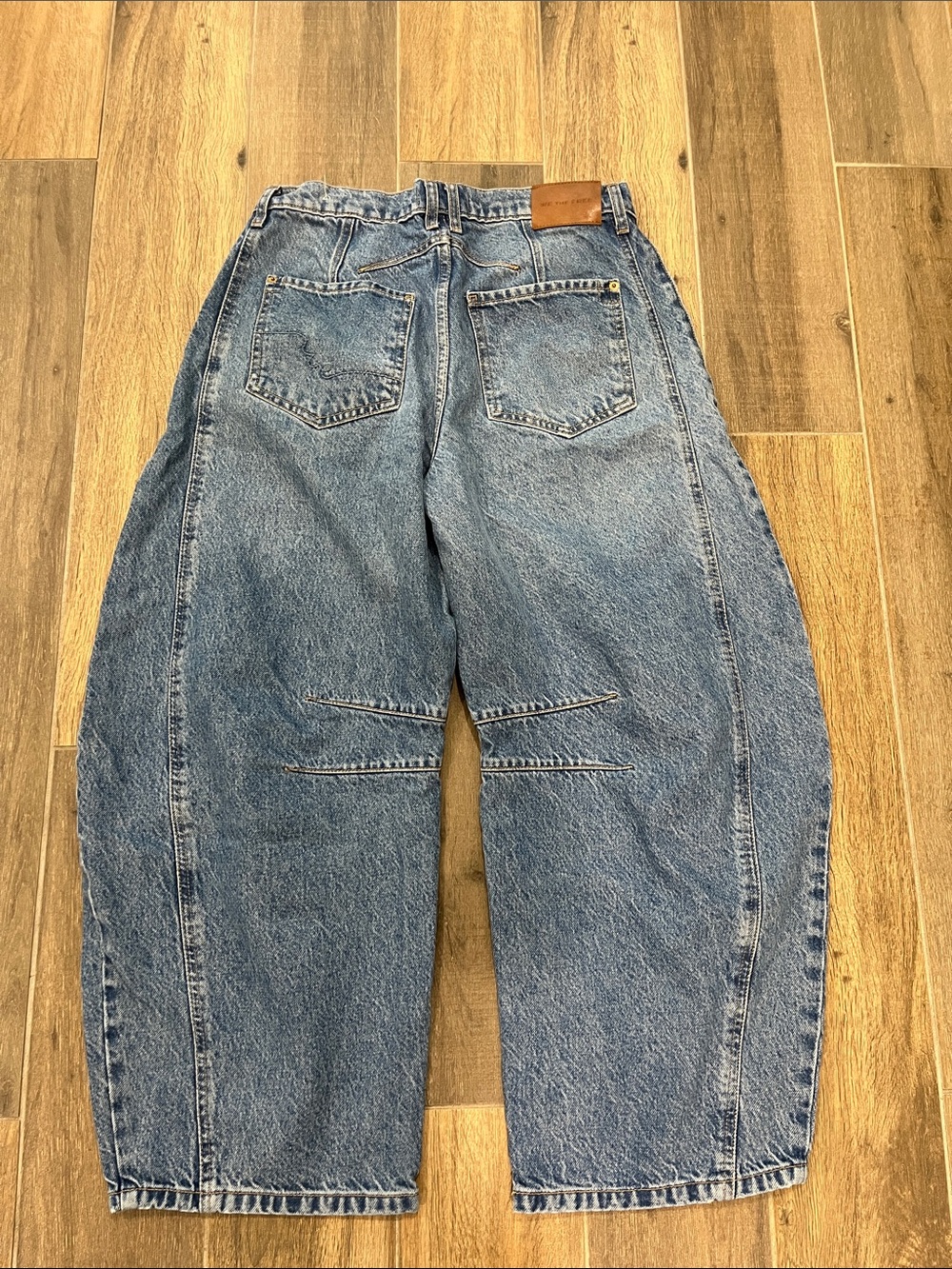 We The Free Good Luck Mid-Rise Barrel Jeans Size 27 - Picture 5 of 8